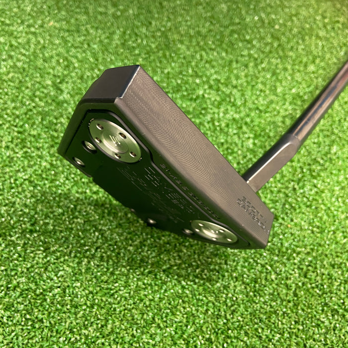 Scotty Cameron Phantom X 9.5 Triple Black Golf Putter - Limited Edition (Shop soiled)