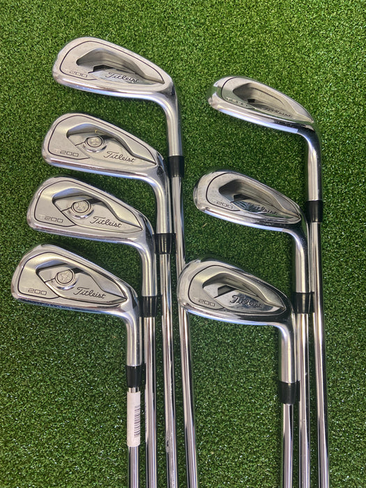 Titleist T200 Golf Irons - Used
