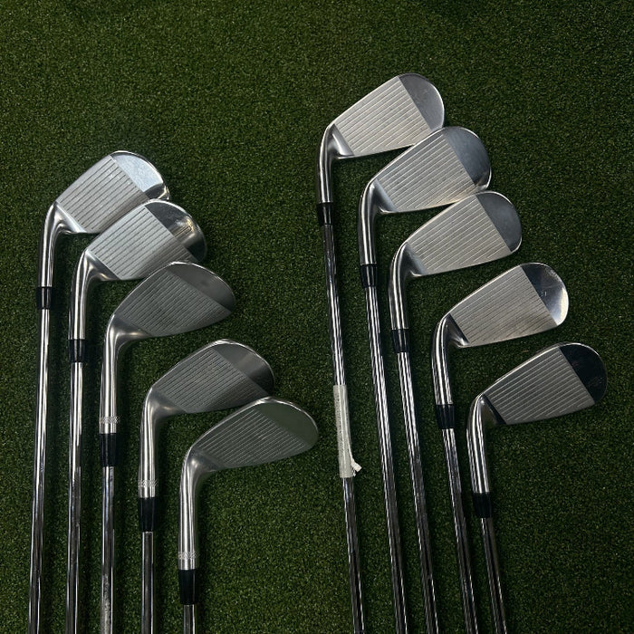 Titleist GT2 Golf Package Set - Ex Demo