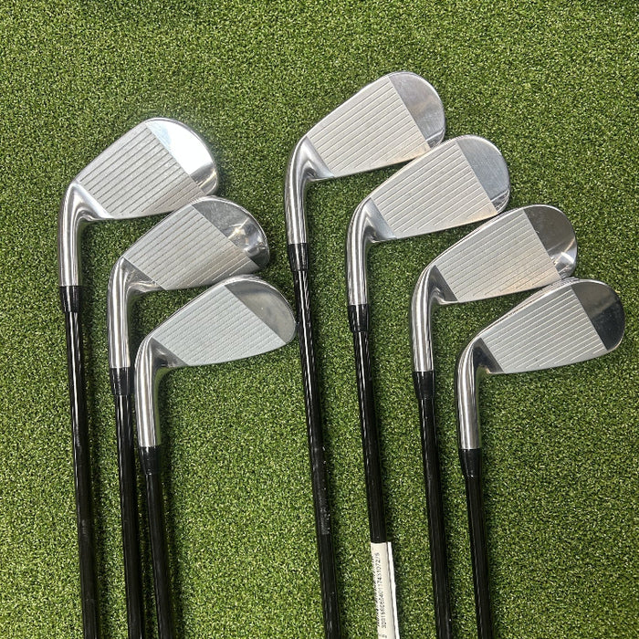 Titleist TSR2 Golf Package Set - Ex Demo