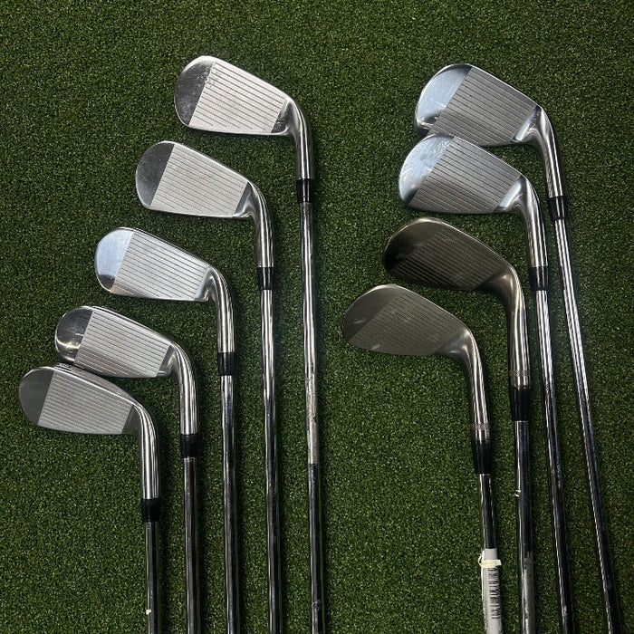 Titleist TSR2 Left Handed Golf Package Set - Ex Demo
