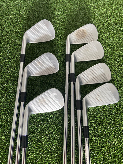 Taylormade P770 Golf Irons - Secondhand (-1" shaft length)