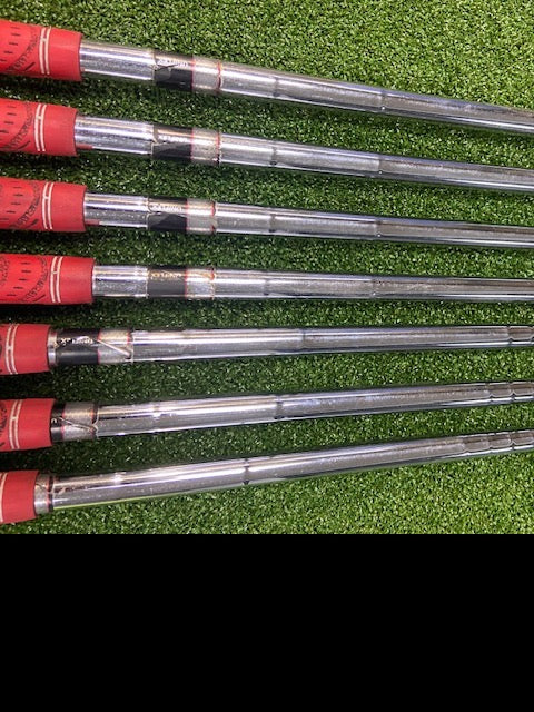 Callaway RAZR Edge Golf Irons - Used