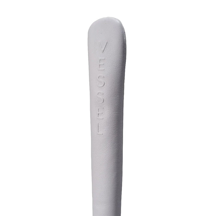 Vessel Embossé Alignment Stick Headcover - Logo View 