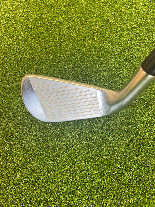 Titleist T200 Golf Irons - 5-GW - Secondhand