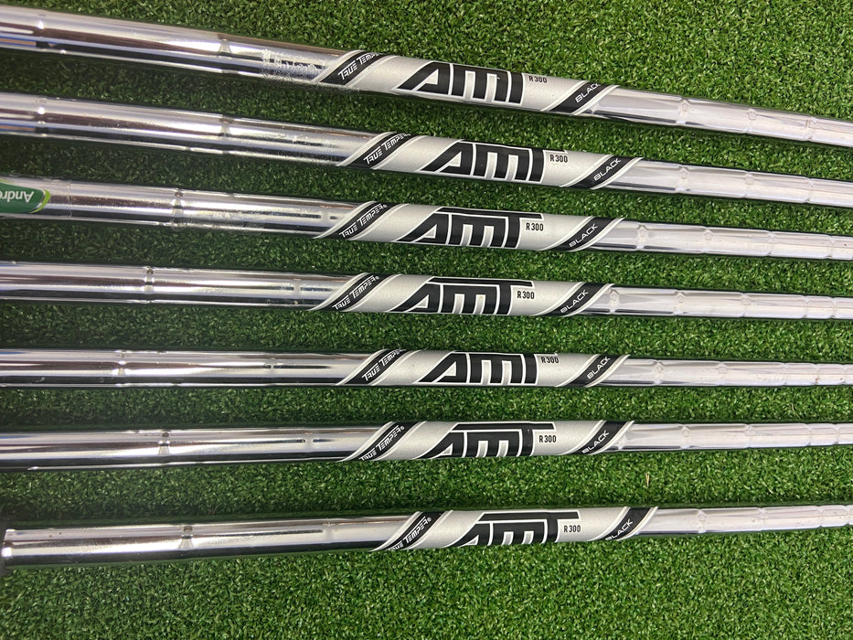 Titleist T200 Golf Irons - 5-GW - Secondhand
